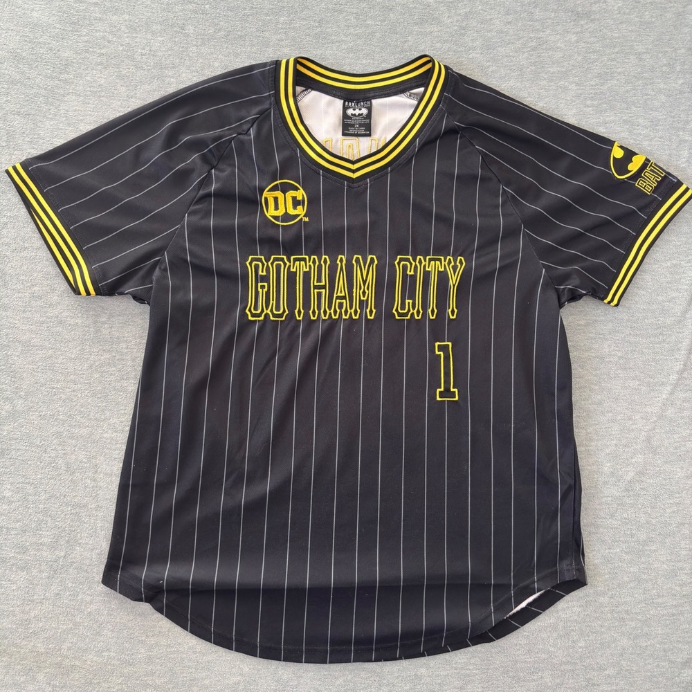 BoxLunch DC Comics Batman Gotham City B Wayne Baseball Jersey Black Yellow 2X